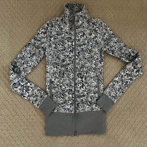 Lululemon Sweater SZ 2